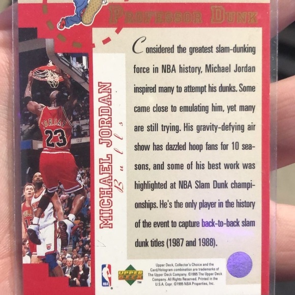 Micheal jordan Basketball card - Picture 3 of 3